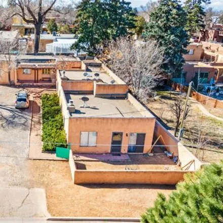Image 2 - 638 West Berger Street, Santa Fe, NM 87505, USA - House for sale