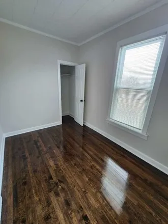 Image 6 - 1803 West 69th Street, Chicago, IL 60636, USA - House for sale