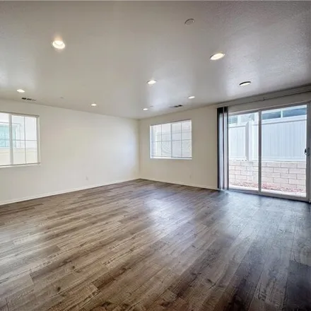 Image 3 - Base Line Road, Claremont, CA 91711, USA - Condo for rent