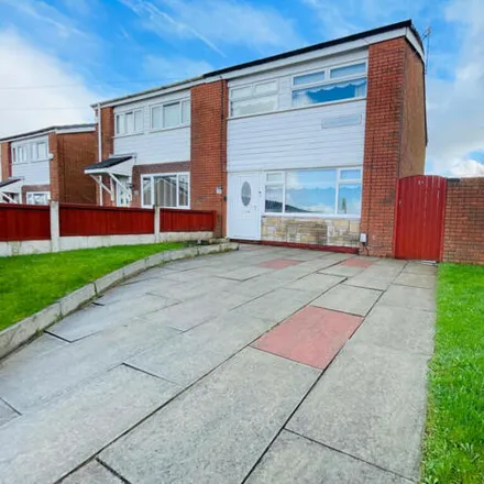 Buy this 3 bed duplex on Forest Drive in Knowsley, L36 4PQ