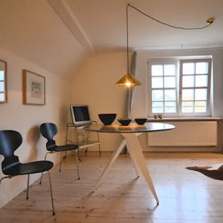 Rent this 1 bed apartment on Mehlemer Straße 23 in 50968 Cologne, Germany