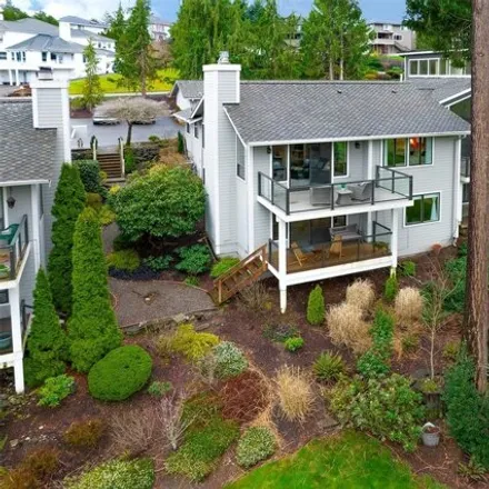 Buy this 3 bed condo on unnamed road in Kent, WA 98030