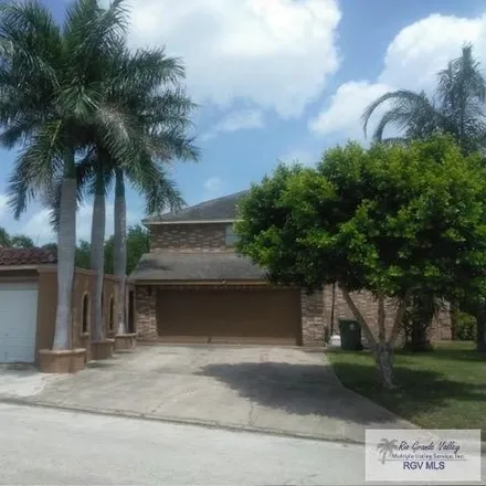 Rent this 3 bed house on 644 Fresnillo Drive in Brownsville, TX 78526
