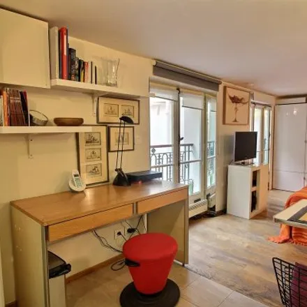 Image 3 - 9 Quai de Bourbon, 75004 Paris, France - Apartment for rent