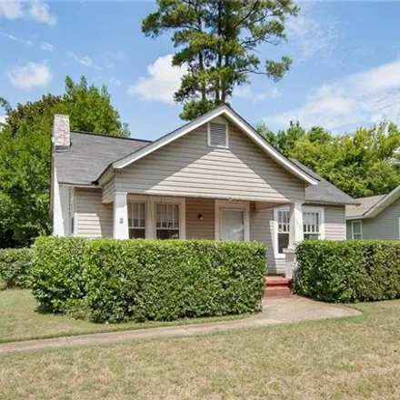 Image 1 - 1700 2nd Avenue, Tuscaloosa, AL 35401, USA - House for sale