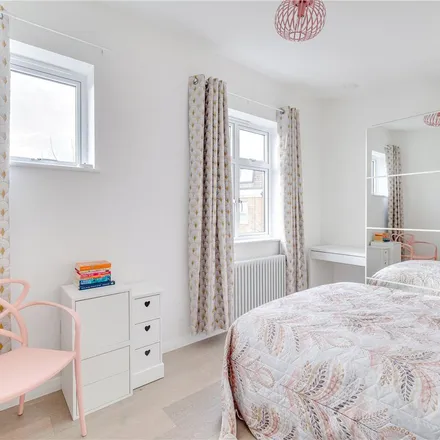 Rent this 3 bed apartment on Emden Street in London, SW6 2AY