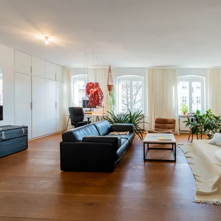 Rent this 3 bed apartment on Forster Straße 6 in 10999 Berlin, Germany