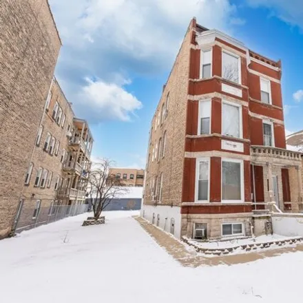 Image 1 - 4846 North Hermitage Avenue, Chicago, IL 60613, USA - House for sale
