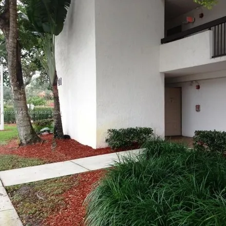 Image 1 - Cleary Court, Plantation, FL 33337, USA - Condo for sale