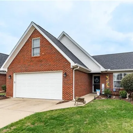 Image 3 - 1788 Spring Gate Circle, Jeffersonville, IN 47130, USA - Condo for sale