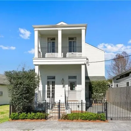 Image 2 - 5263 Annunciation St, New Orleans, Louisiana, 70115 - House for sale