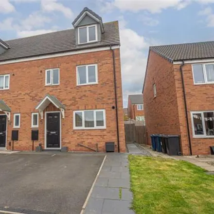 Buy this 4 bed duplex on Sheepwash Way in East Leake, LE12 6WQ