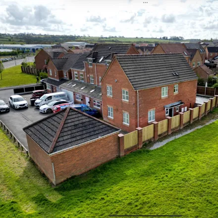 Buy this 5 bed house on Bloomery Way in Danesmoor, S45 9FD