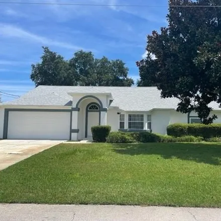 Rent this 3 bed house on 7 Fairchild Lane in Palm Coast, FL 32137