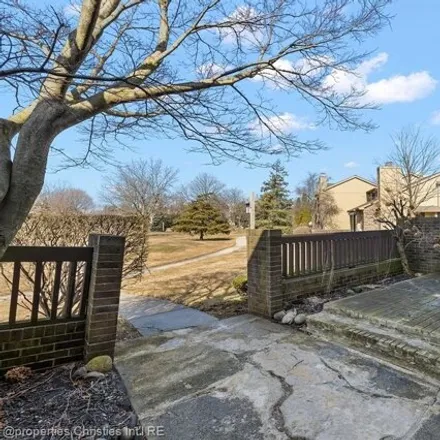 Image 4 - 1695 South Hill Boulevard, Bloomfield Township, MI 48304, USA - Townhouse for rent