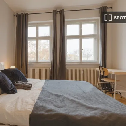 Rent this 2 bed room on Grünberger Straße 2 in 10243 Berlin, Germany