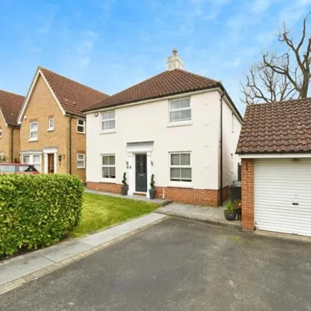 Buy this 4 bed house on Bee Spotted in Royal Oak Chase, Basildon