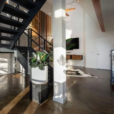 Image 7 - Artisan Lofts on Central, 1326 North Central Avenue, Phoenix, AZ 85004, USA - House for rent