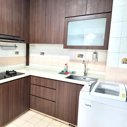 Rent this 3 bed apartment on 690C Woodland Drive 75 in Singapore 730691, Singapore