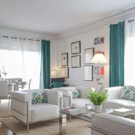 Image 8 - Paseo de la Castellana, 230, 28046 Madrid, Spain - Apartment for rent