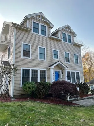 Rent this 4 bed house on 15 2nd Avenue in Westbrook, CT 06498
