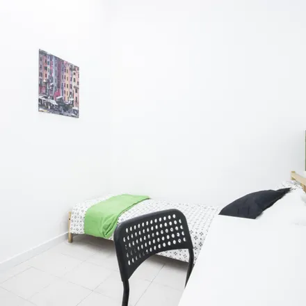 Rent this 12 bed room on Fain Ascensores in Carrer de Casp, 162-170