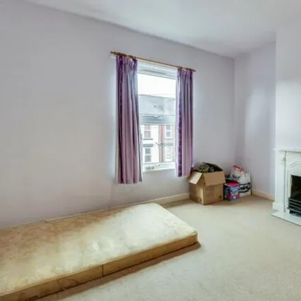 Image 7 - Rombalds Grove, Leeds, LS12 2BB, United Kingdom - Townhouse for sale