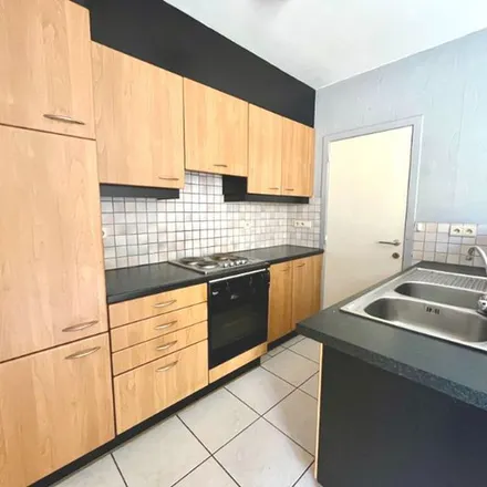 Rent this 2 bed apartment on Meersstraat 1A in 9940 Evergem, Belgium