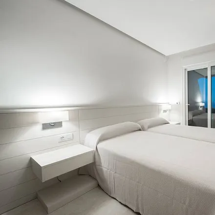 Rent this 2 bed apartment on Radazul Bajo (Calle El Cano N 104) Subida in Calle Valdés, 38109 El Rosario