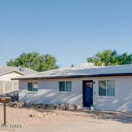 Buy this 4 bed house on 217 East Bruce Avenue in Gilbert, AZ 85234