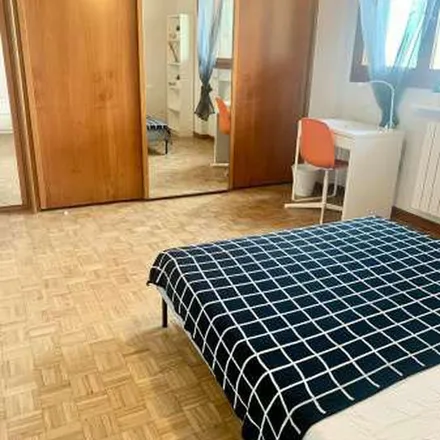 Rent this 6 bed apartment on Via San Giuseppe Cottolengo 5 in 20143 Milan MI, Italy