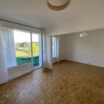 Rent this 4 bed apartment on 1 Rampe de l'Église in 27950 Saint-Marcel, France