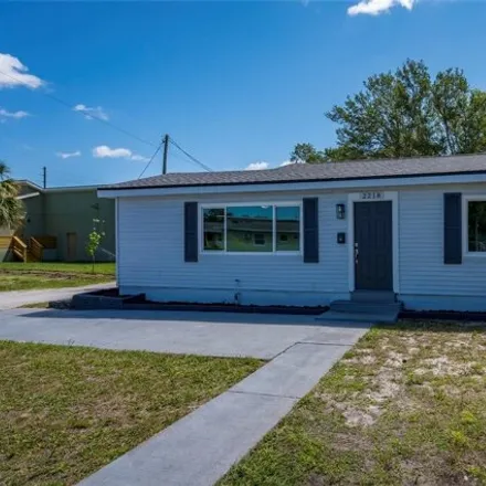 Image 6 - 2242 8th Street South, Saint Petersburg, FL 33705, USA - House for sale