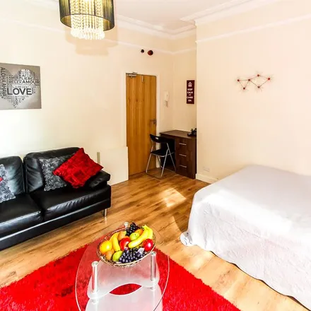 Rent this 1 bed apartment on Vinery Road in Leeds, LS4 2LB