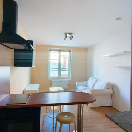 Rent this 2 bed apartment on 25 Rue du Commerce in 63200 Riom, France