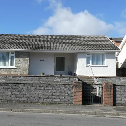 Rent this 2 bed house on St John Baptist C.I.W. High School in Glan Road, Aberdare