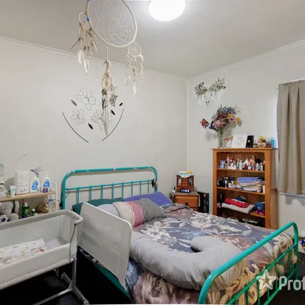 Rent this 3 bed apartment on Bulolo Street in Ashmont NSW 2650, Australia