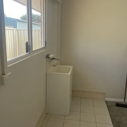 Image 2 - Featherwood Place, Albion Park Rail NSW 2527, Australia - Apartment for rent