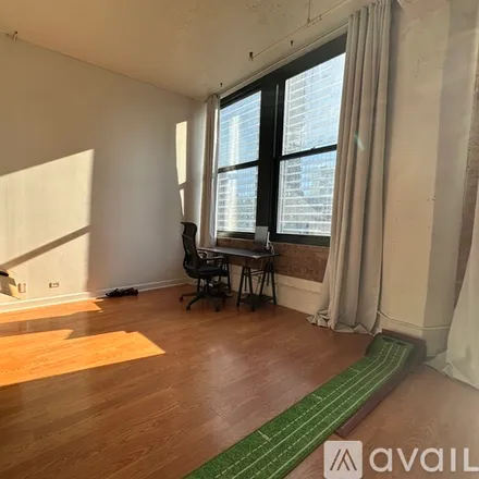 Image 3 - 124 W Polk St, Unit 605 - Condo for rent