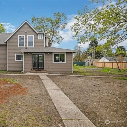 Image 2 - 349 119th Street South, Parkland, WA 98444, USA - House for sale