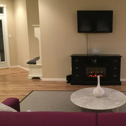 Rent this 1 bed apartment on Lantzville in BC V0R 2H0, Canada