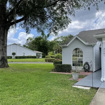 Rent this 2 bed house on Southeast 17th Circle in Ocala, FL 34471