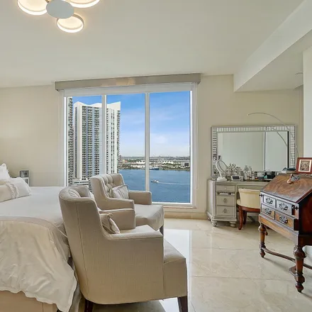 Image 7 - Carbonell Condominium, 681 Brickell Key Drive, Miami, FL 33131, USA - Condo for rent