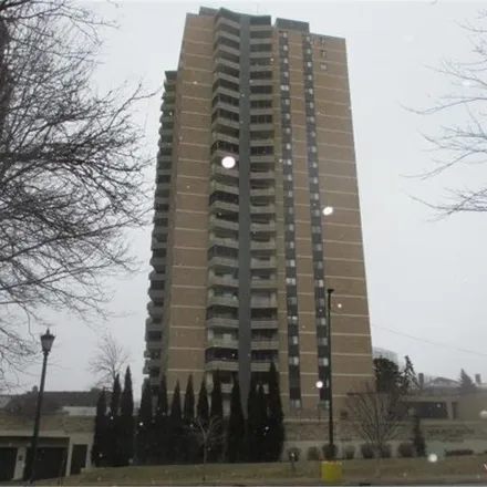 Buy this 1 bed condo on 459 Clifton Avenue in Minneapolis, MN 55403