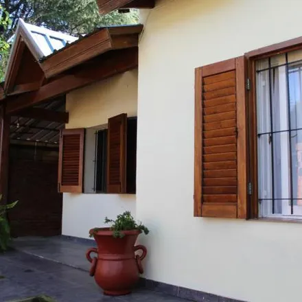 Buy this 2 bed house on Buenos Aires in Provincia de Buenos Aires, 1854 Longchamps