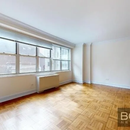 Image 3 - 888 8th Avenue, New York, NY 10019, USA - Apartment for rent