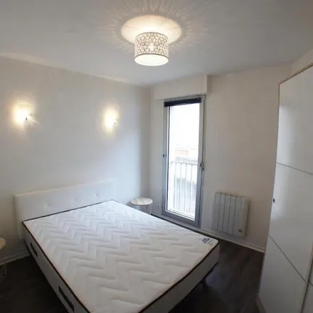 Image 3 - 5 Rue Fulton, 49000 Angers, France - Apartment for rent