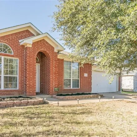 Buy this 3 bed house on 5772 Homestead Court in Arlington, TX 76017