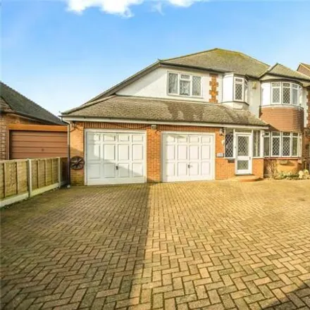 Rent this 4 bed house on Cloisterham Road in City Way, Rochester