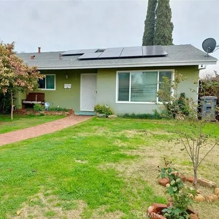 Image 3 - 1022 Homassel Avenue, Lindsay, CA 93247, USA - House for sale